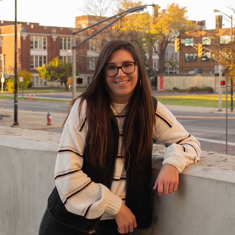 Meet your Posher, Abigail